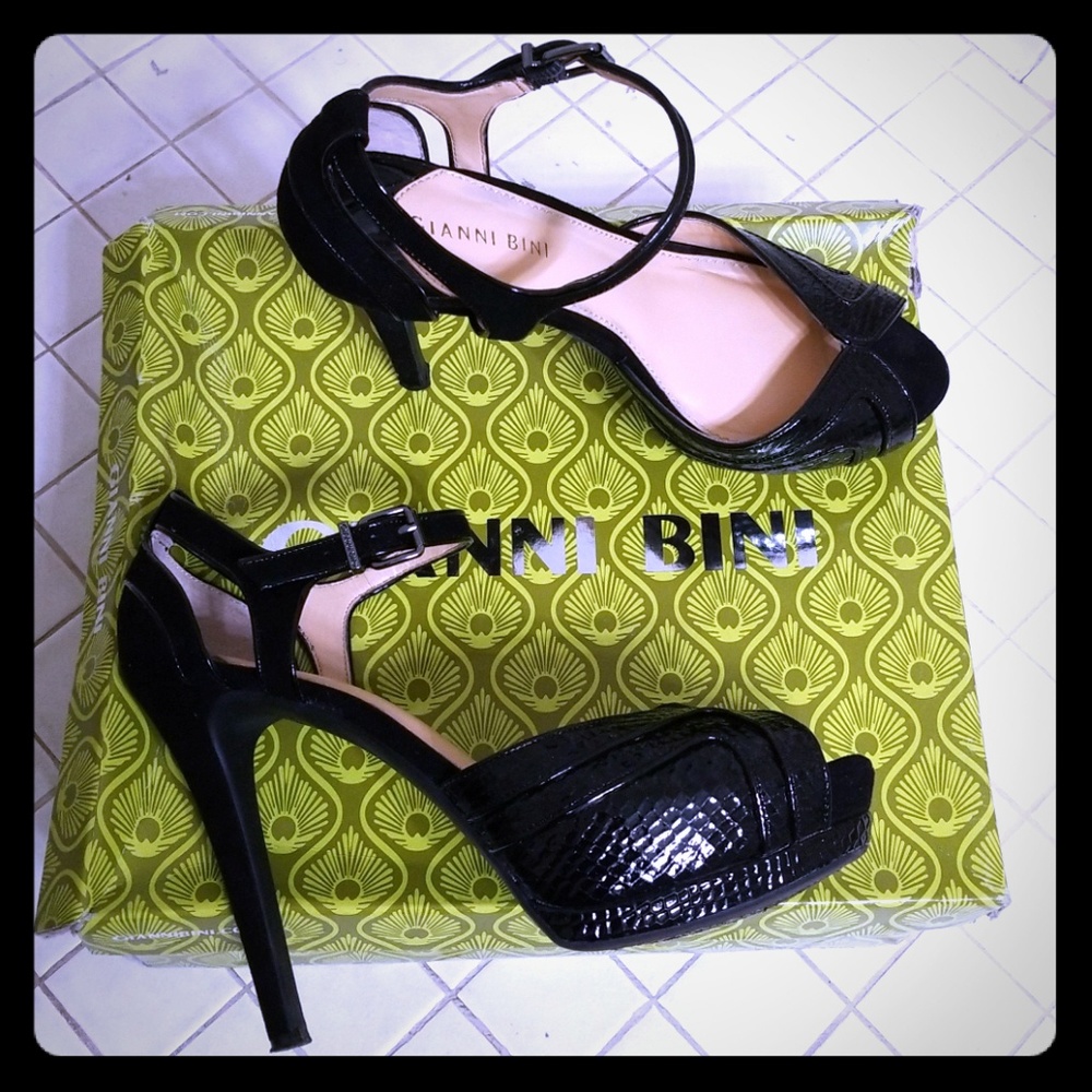 Gianni Bini Dressy Sandal